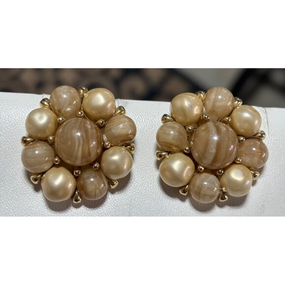 Vintage Marvella Clip-On Earrings With Faux Pearl & Swirled Bead Design - Picture 1 of 7